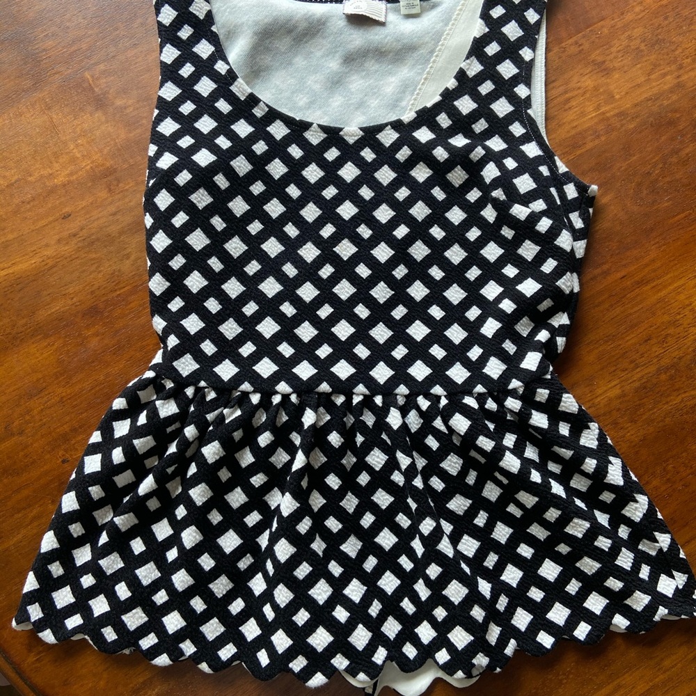 Anthropologie Peplum Shirt Sz Small Black & White